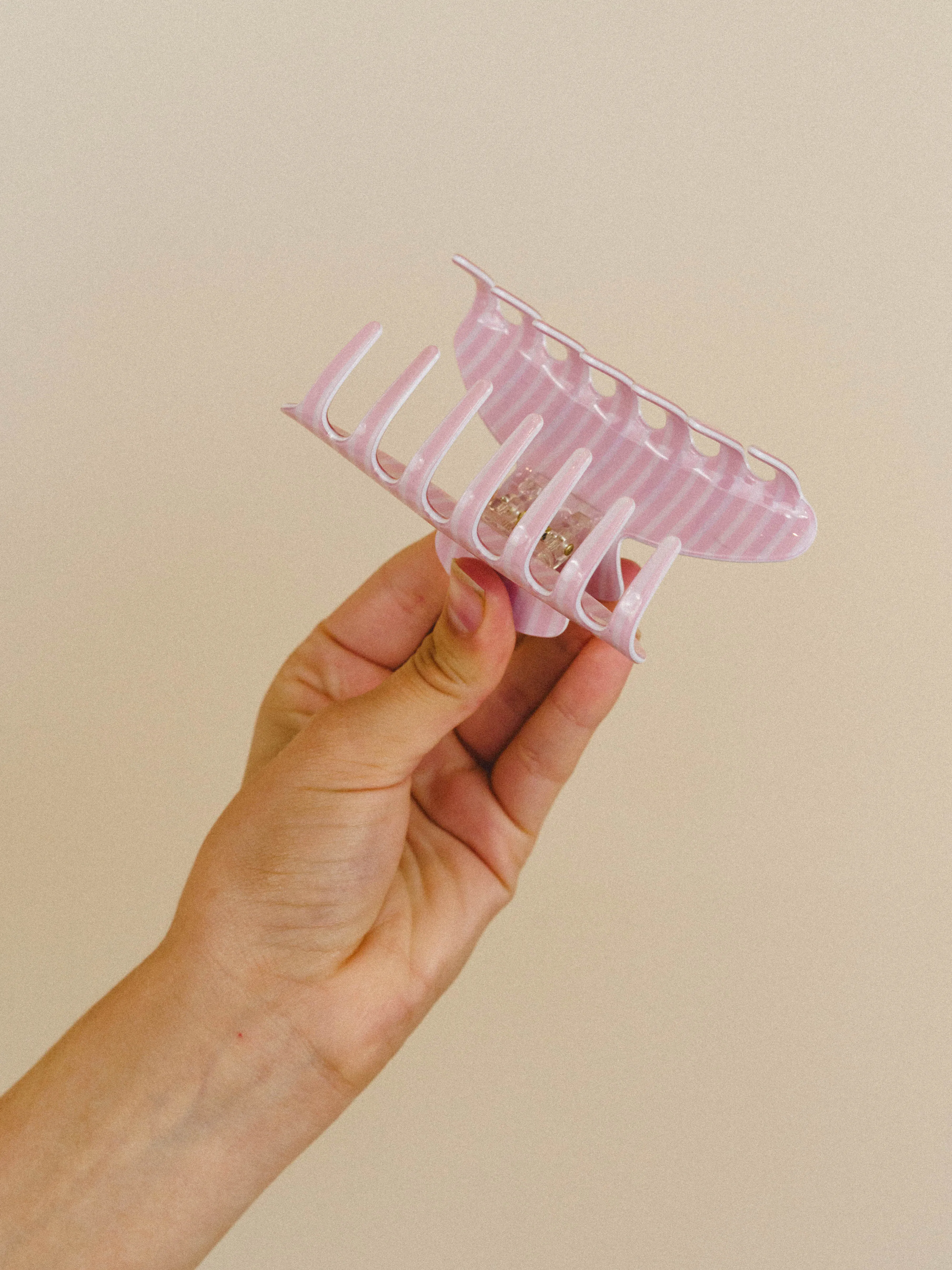 Avery Clip - Pink Stripe