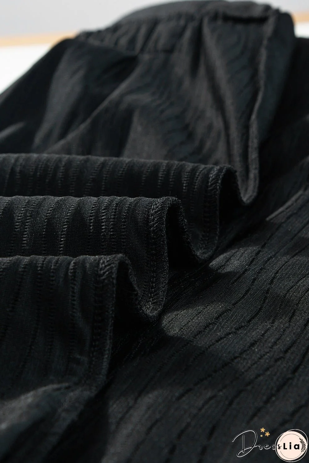 Black Textured V Neck Short Sleeve Pockted Mini Dress