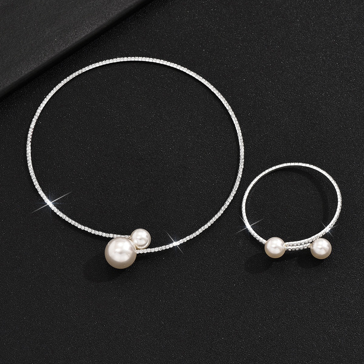 Fashion Gold Rhinestone Pearl Necklace Bracelet Three Piece Jewelry Set 2024 - Flycurvy 