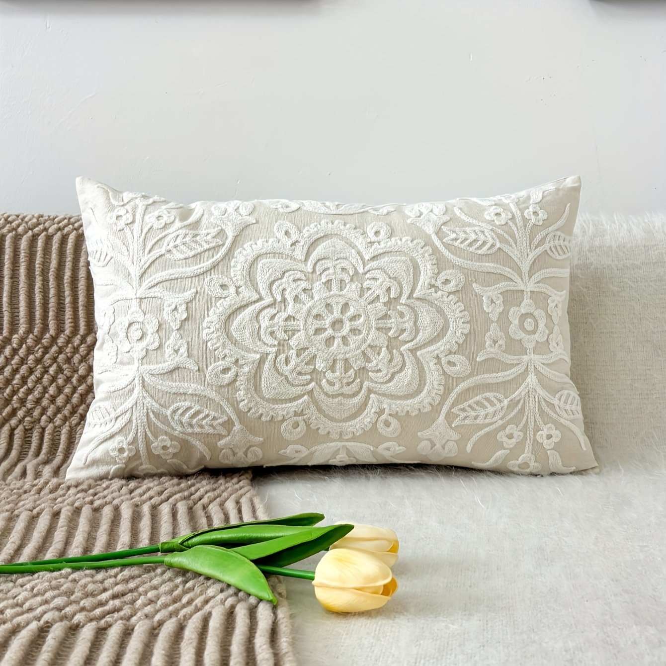 1PC Exquisite Mandala Embroidery Cushion Cover, Throw Pillow Case (Pillow Insert Not Included)