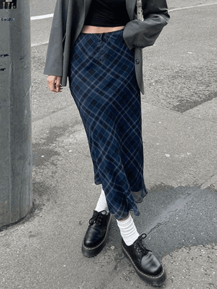 Brownm Vintage Checkered Maxi Skirt