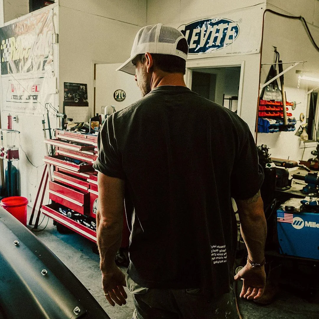 Men's Western Ranch Wild Horse Print Holiday T-Shirt-inspireuse