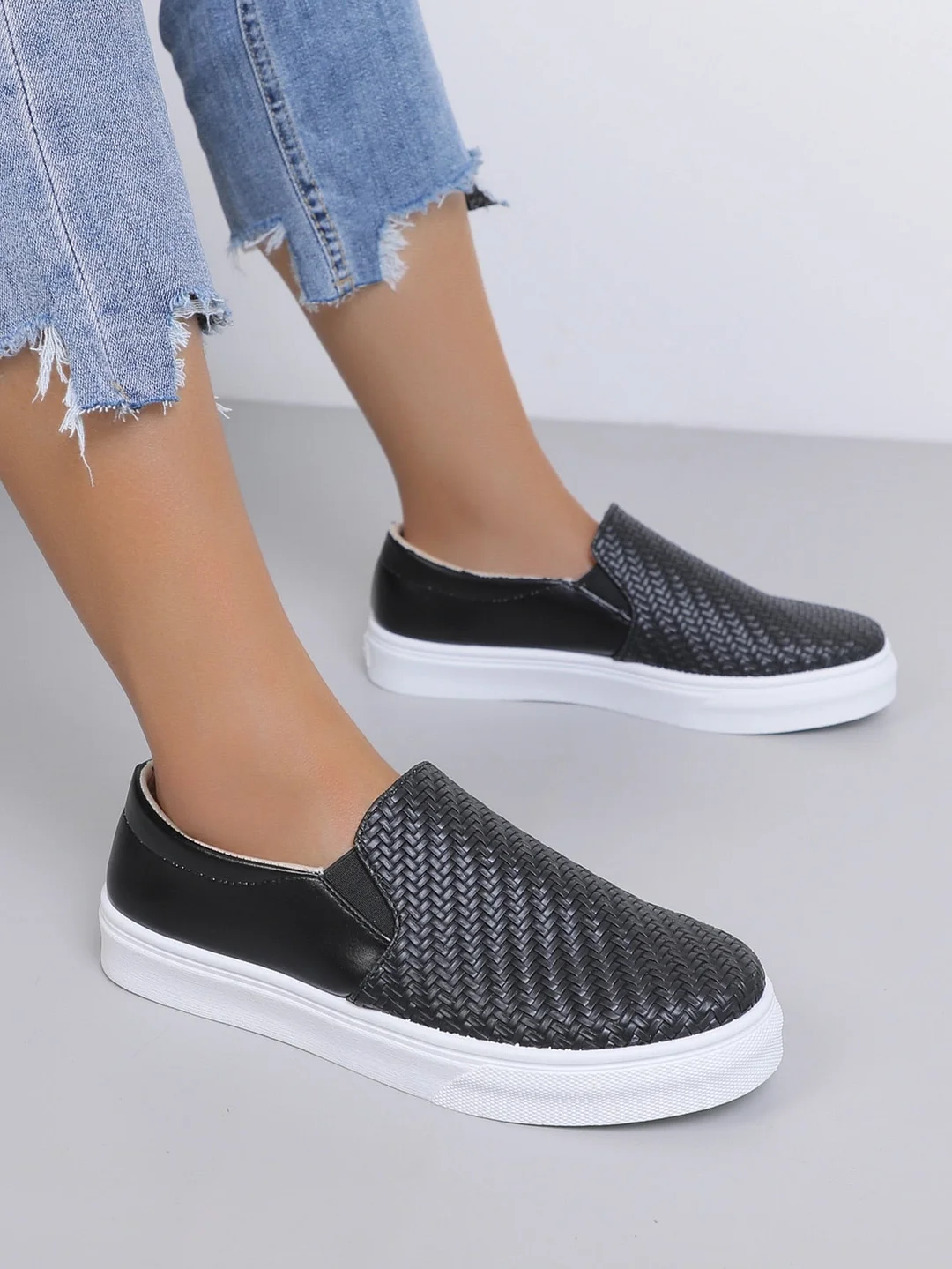 Back to college 2022 Summer Women Women's Sneakers Slip On Shoes Lightweight Flat Women's Sports Shoes Plus Size Loafers Footwear