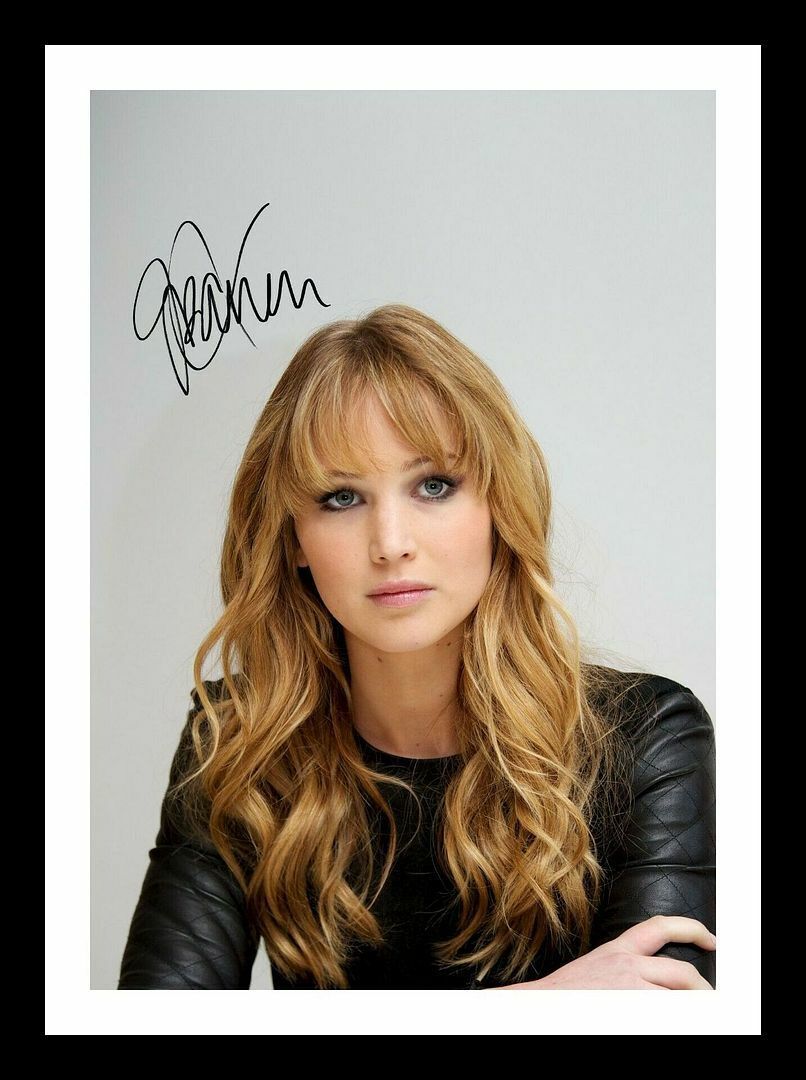 Jennifer Lawrence Autograph Signed & Framed Photo Poster painting 5