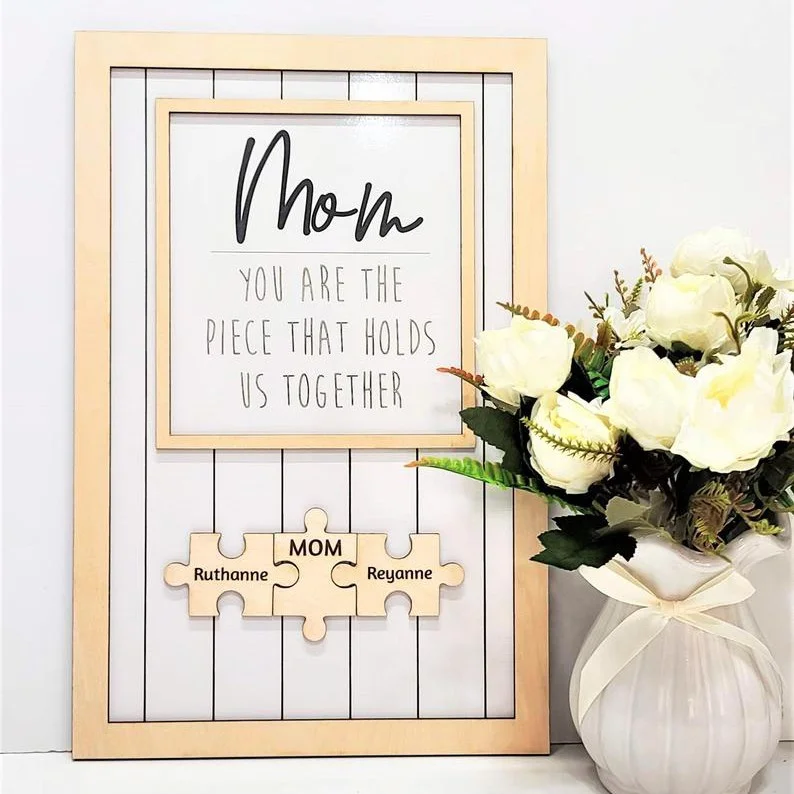 Vangogifts Personalised Mothers Day Gift ‘Mom You Are The Piece That Holds Us Together’ Puzzles Pieces Name Sign
