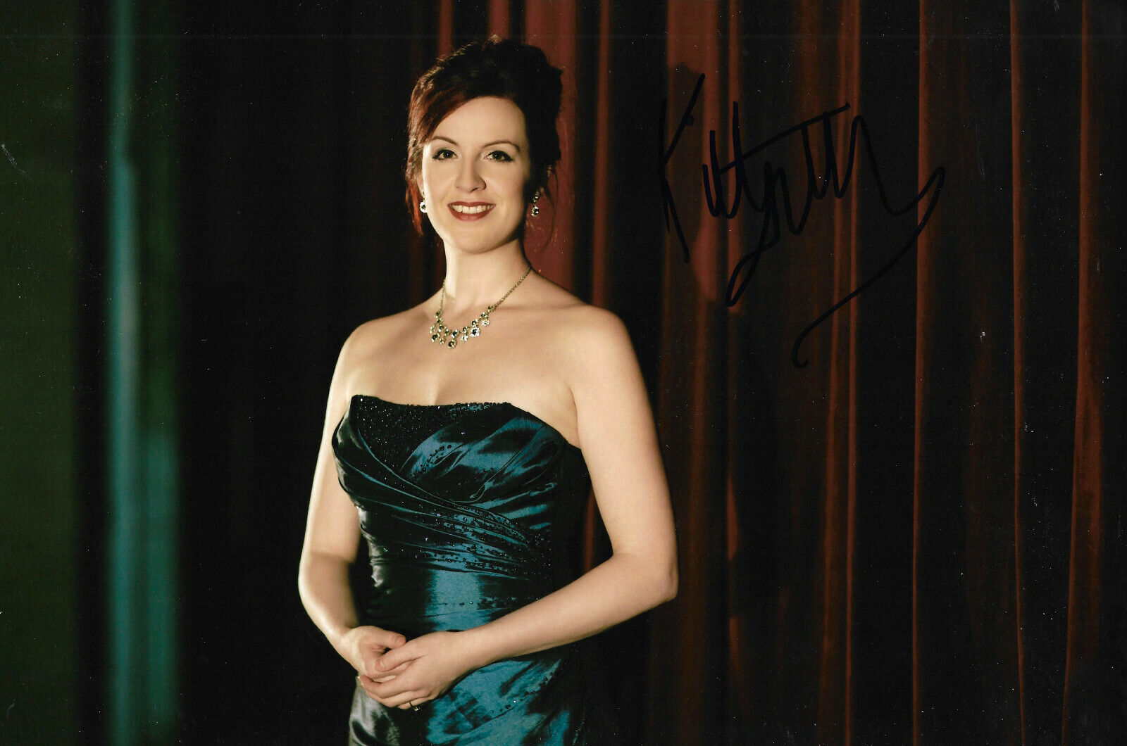 Kitty Whately Opera signed 8x12 inch Photo Poster painting autograph