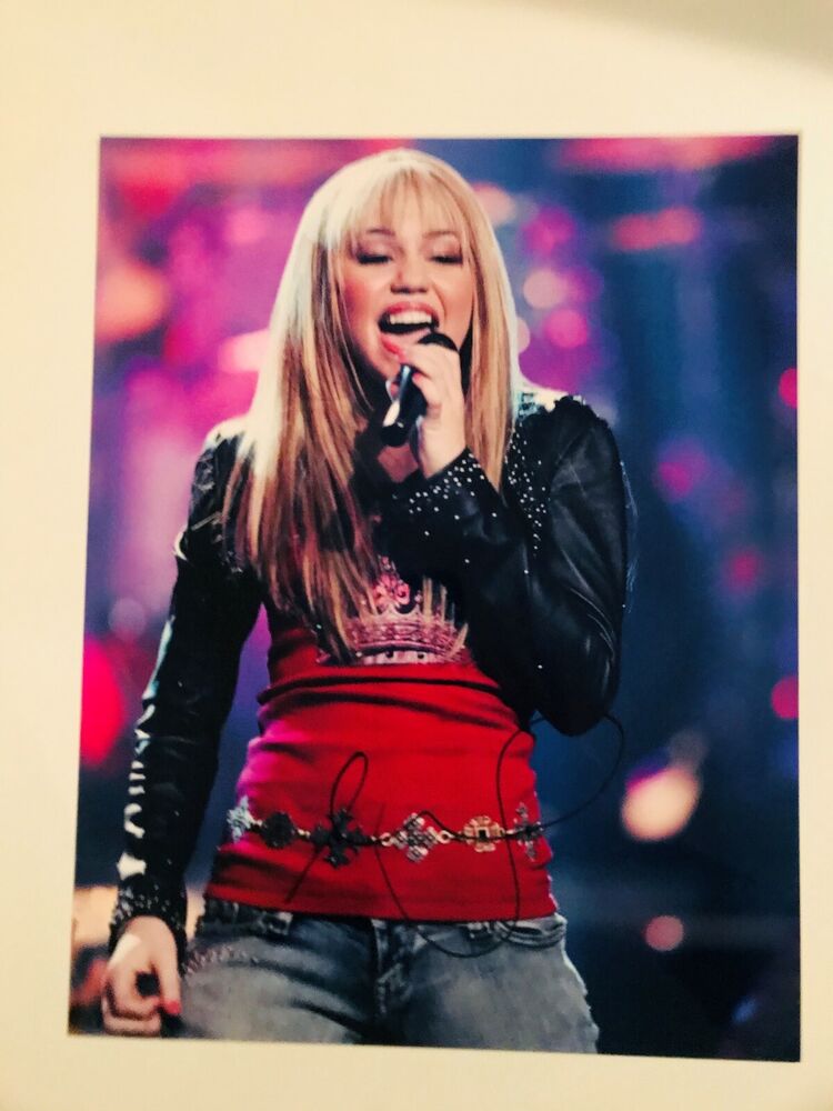 Miley Cyrus Hannah Montana autographed Photo Poster painting signed 11x14 #2 Miley Stewart