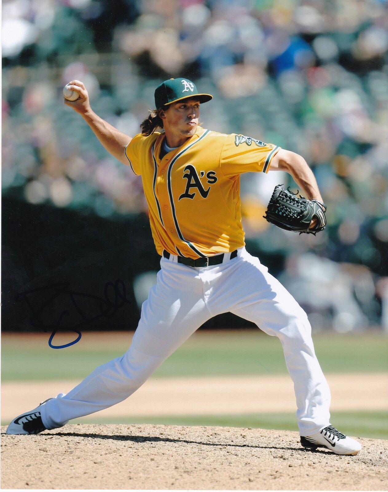 RYAN DULL OAKLAND A'S ACTION SIGNED 8x10