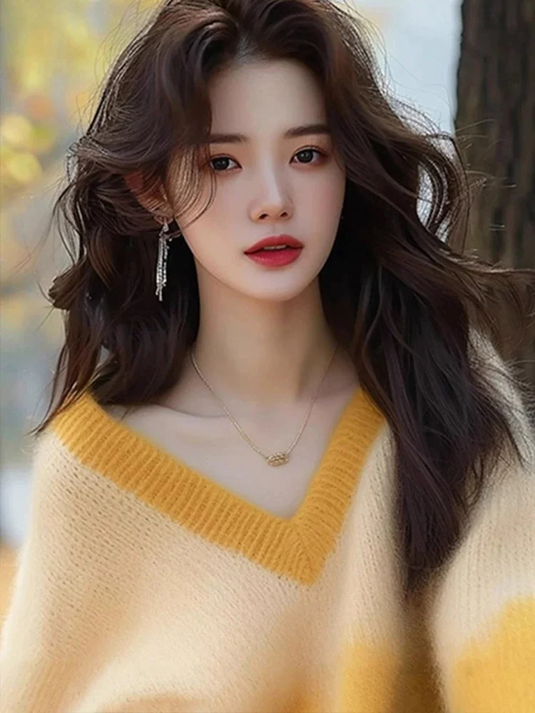 Athvotar Athvotar V-Neck Gradient Knitted Jersey Woman 2025 New European Top Temperament Loose Soft Sweater