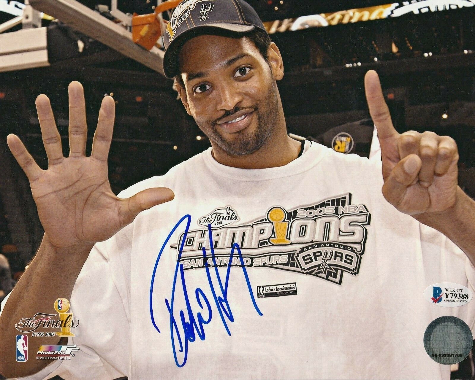 ROBERT HORRY Signed San Antonio SPURS 8x10 Photo Poster painting with Beckett COA