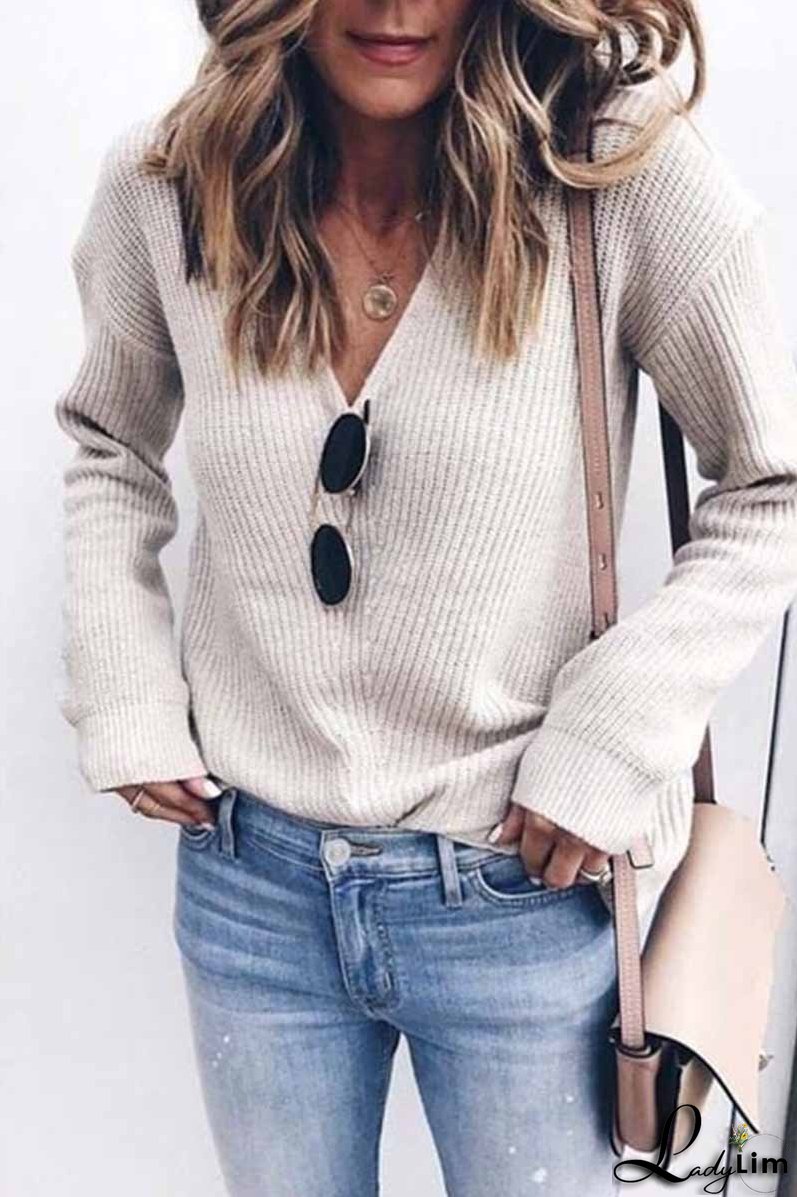 Fashionable and Minimalist winter Pullover