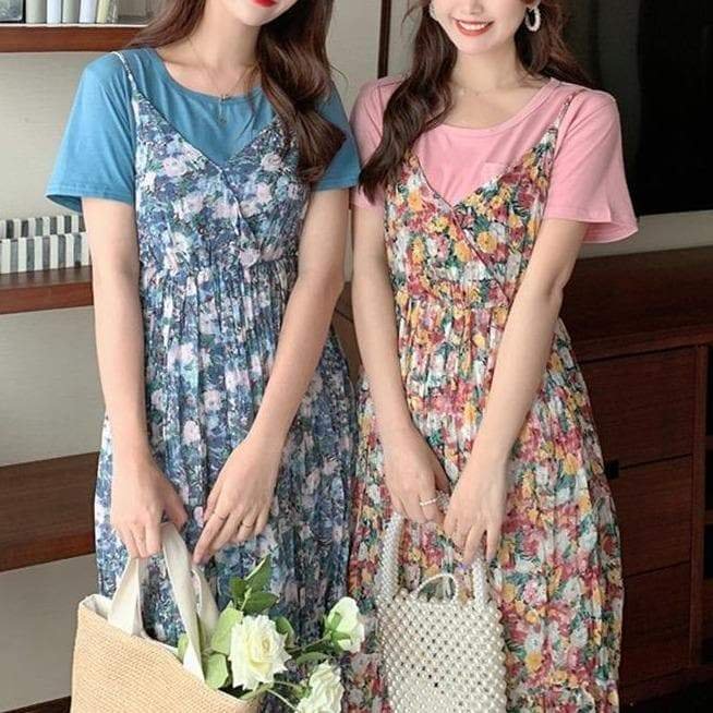 Cute Sweet Blue/Red Loose T-shirt Floral Dress Two Piece Set SP15906