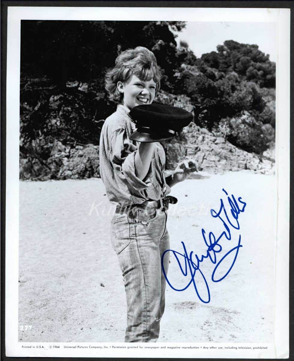 Hayley Mills - Signed Vintage Celebrity Autograph Photo Poster painting - The Parent Trap