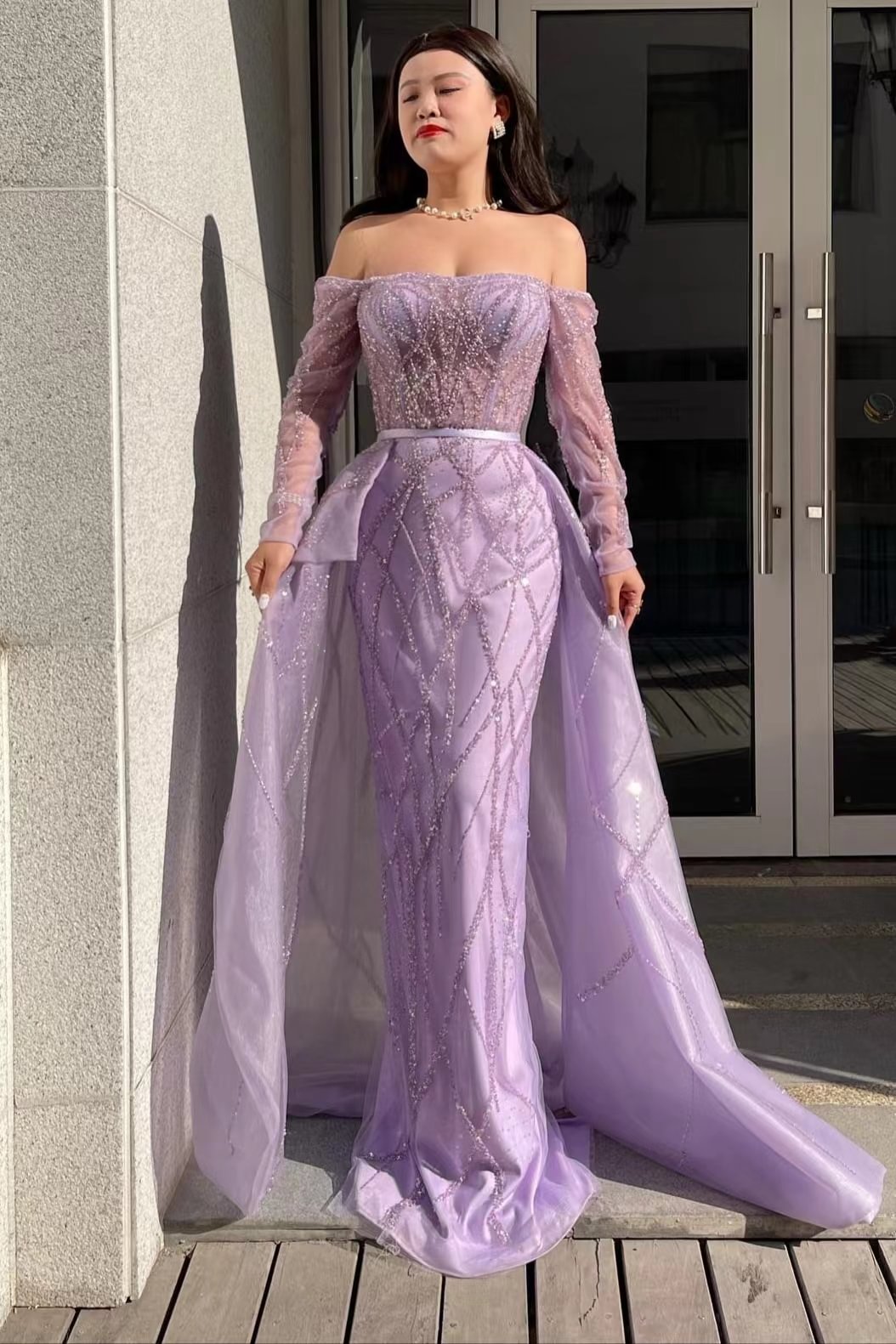 Lila Schulterfrei lange Ärmel  mit Tülle Meerjungfrau Ballkleid mit Perlen ED0359 Lunass
