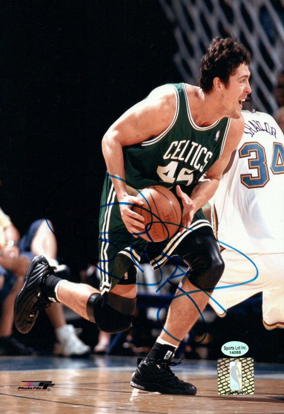 Raef LaFrentz NBA Boston Celtics Hand Signed Autograph 8x10 Photo Poster painting