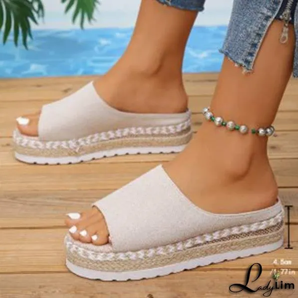 Modern and Comfortable winter Sandals