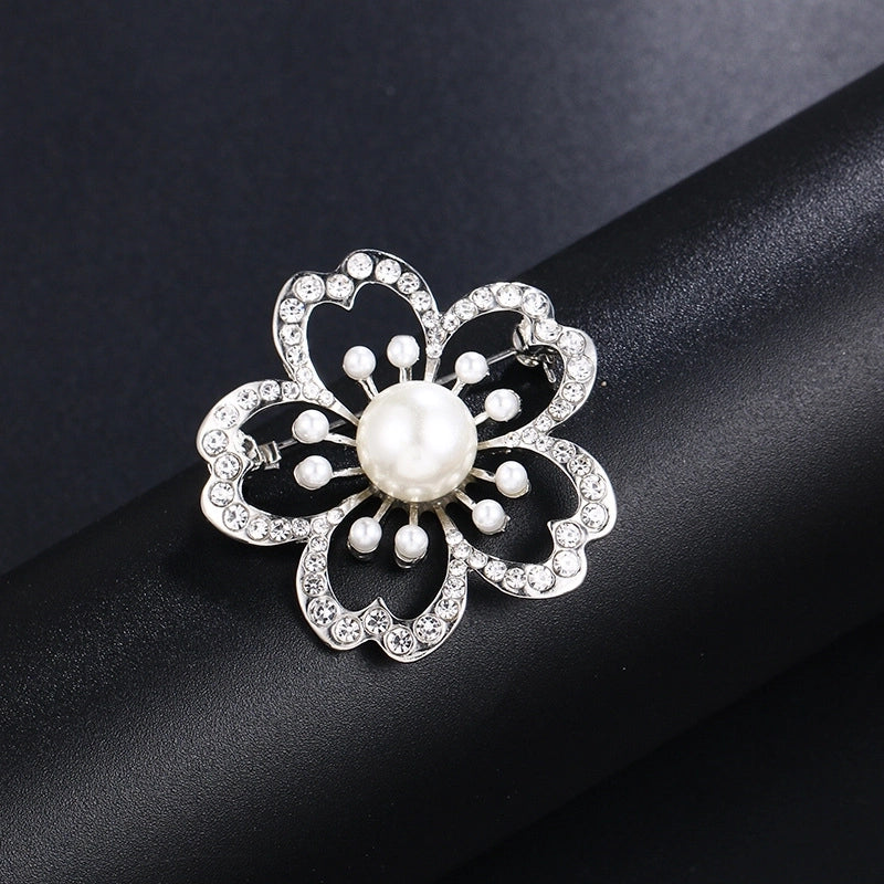 Elegant Pin Leaf Flower Butterfly Alloy Plating Inlay Rhinestones Pearl Women’S Brooches