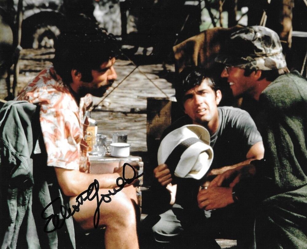 * ELLIOTT GOULD * signed autographed 8x10 Photo Poster painting * MASH * * 3