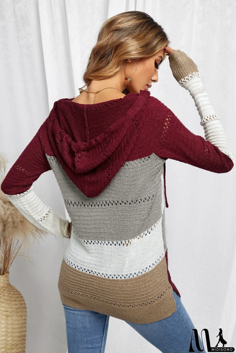 MidiSono - Classic Beach Bonfire Knitted Hoodie