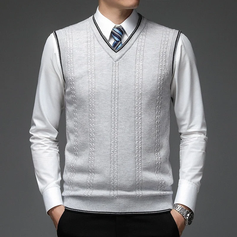 Inongge New Autum Fashion Brand Solid 6% Wool Pullover Sweater V Neck Knit Vest Men Trendy Sleeveless Casual Top Quality Men Clothing