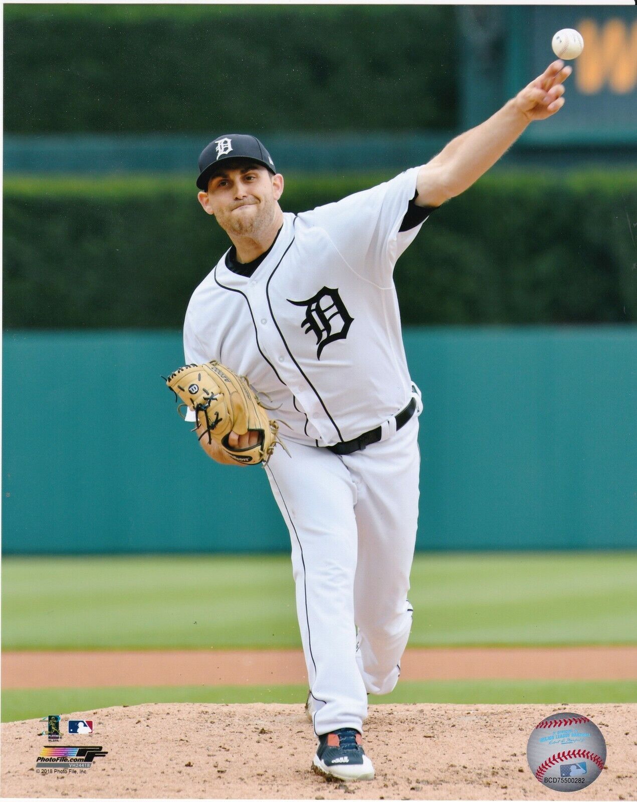 MATT BOYD DETROIT TIGERS Photo Poster paintingFILE LICENSED ACTION 8x10 Photo Poster painting