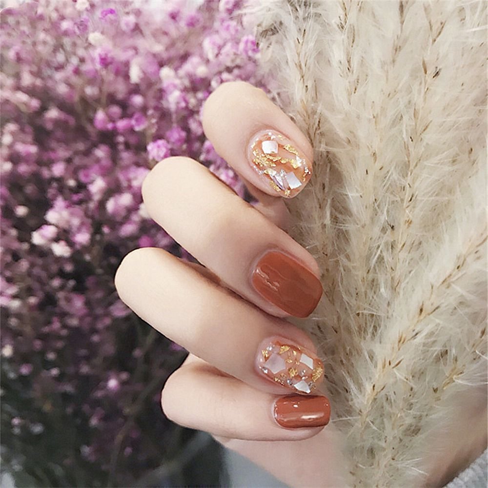 24 PCS/Box Blue Blooming Wearable False Nails With Sequins Full Cover Nail Tips Short Length Fake Nails Press on Nails Art Tool