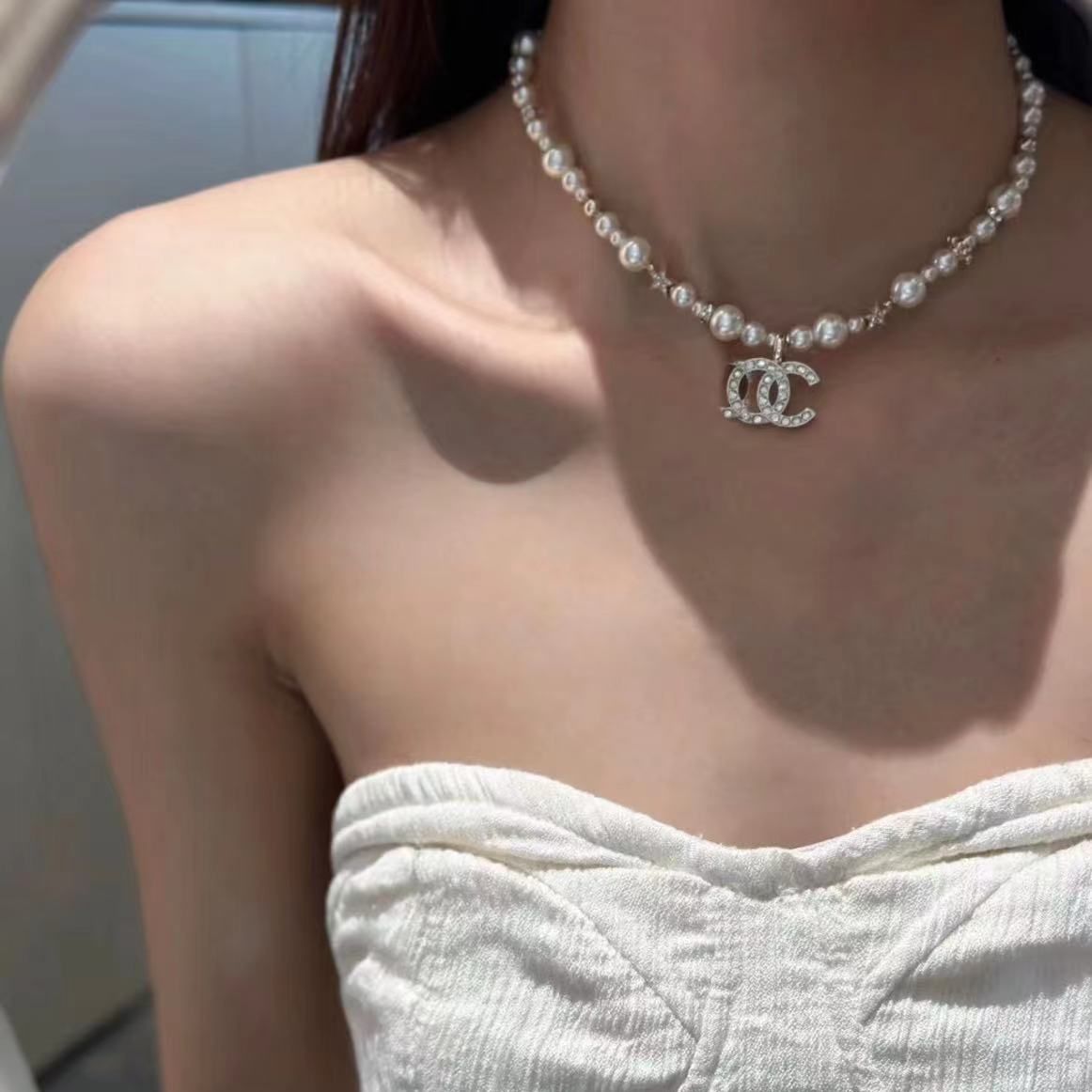 Rotimia High-end star-filled pearl collarbone chain necklace