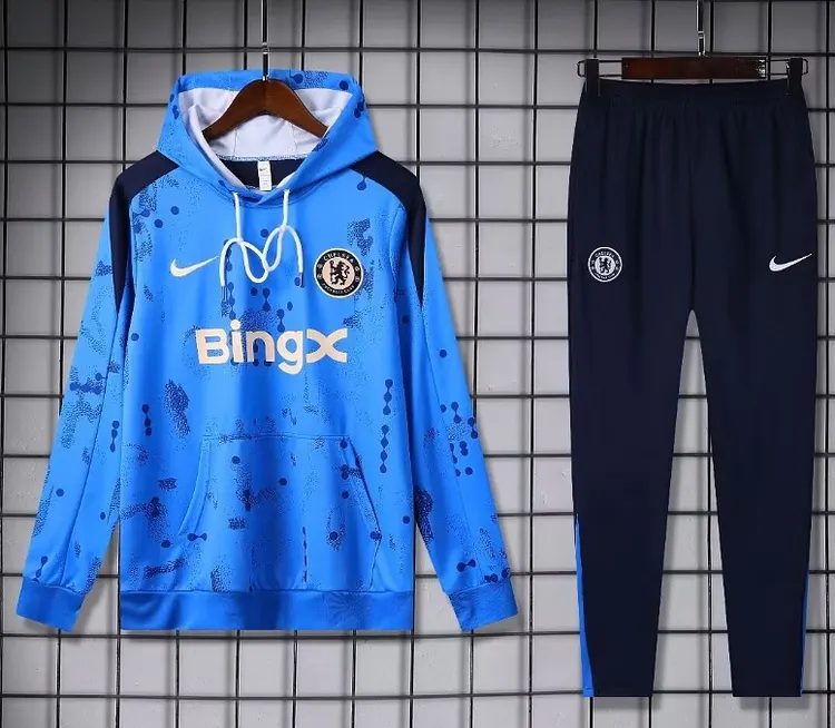 24-25 season Chelsea training hooded training jersey