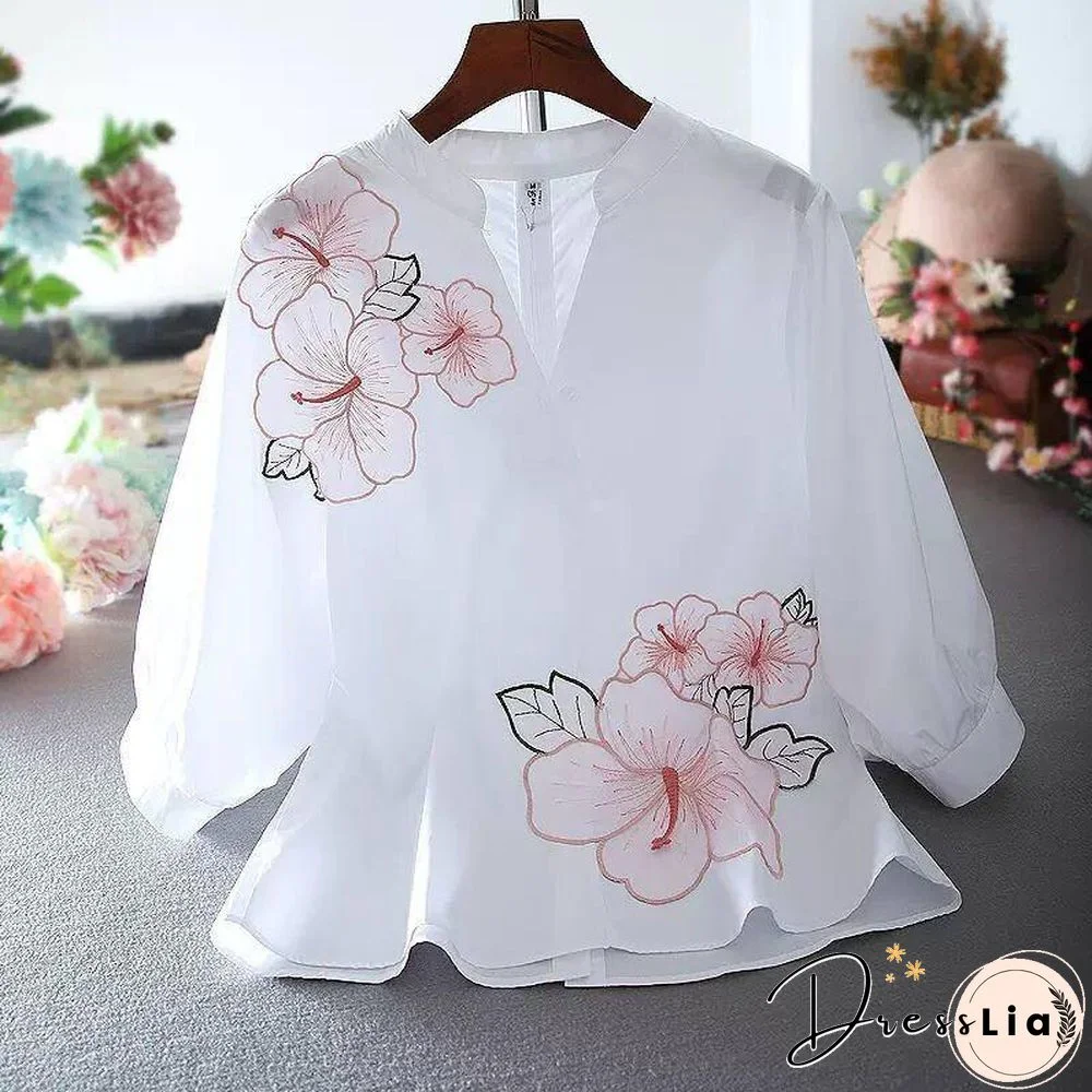 Tunic White Shirt Women Chiffon Flower Embroidery Blouse V neck  Office Ladies Tops Casual High quality Summer Puff sleeve