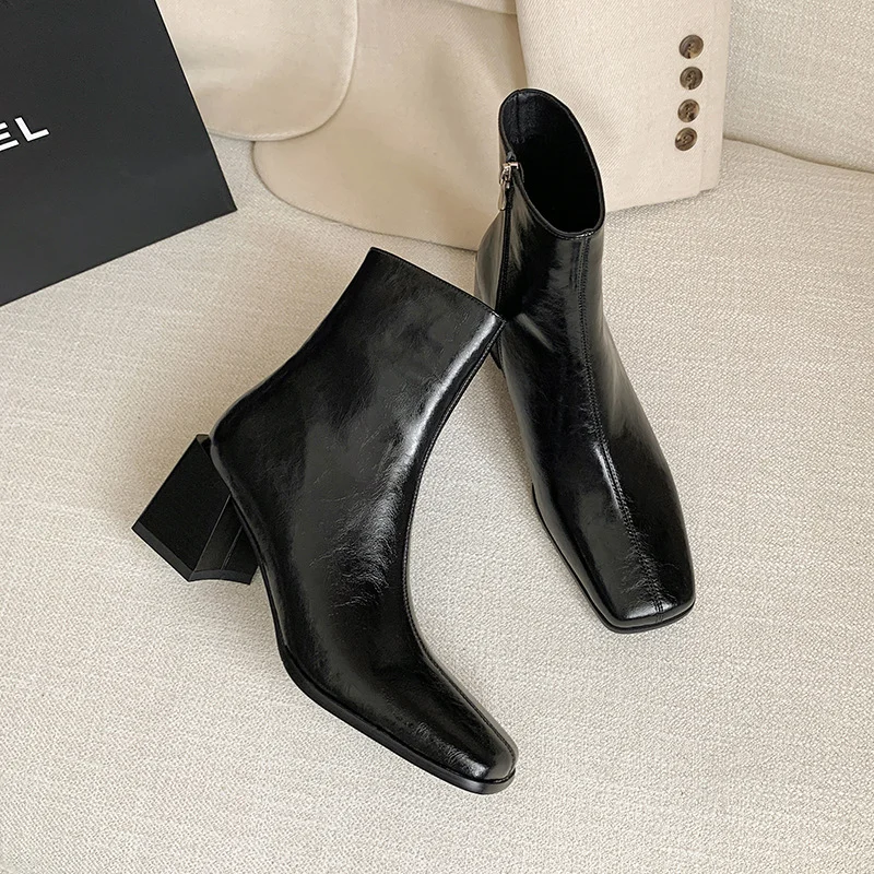 Churchf Churchf 2024 Korean Version Of Girls Thick Heel Short Boots Female Real Leather Horse Oil Cowhide Retro Square Head High Heels Patent Leather Women's Boots