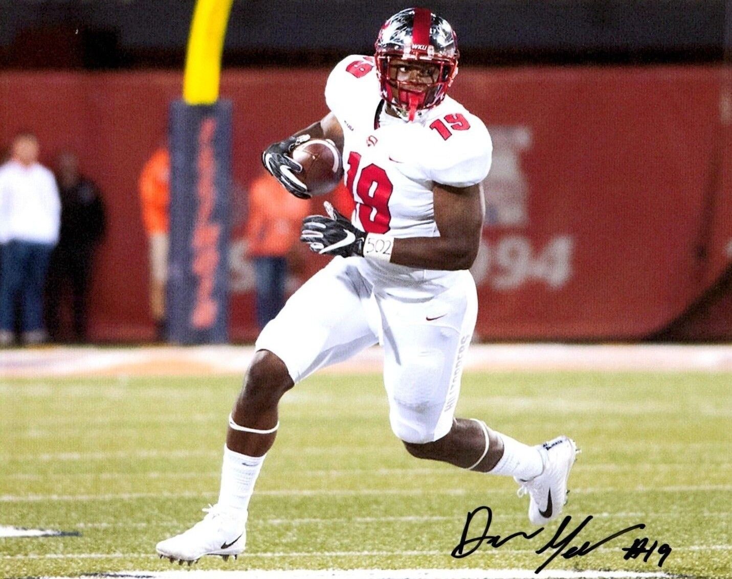 Deon Yelder Western Kentucky signed autographed 8x10 football Photo Poster painting