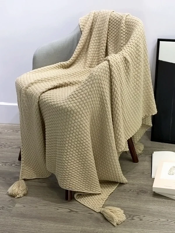 Casual Solid Color Fringe Knitted Blanket