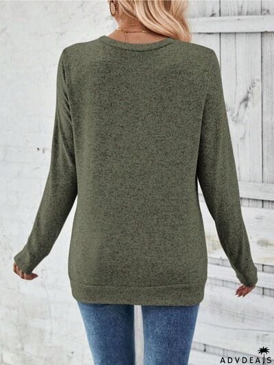 Round Neck Long Sleeve T-Shirt