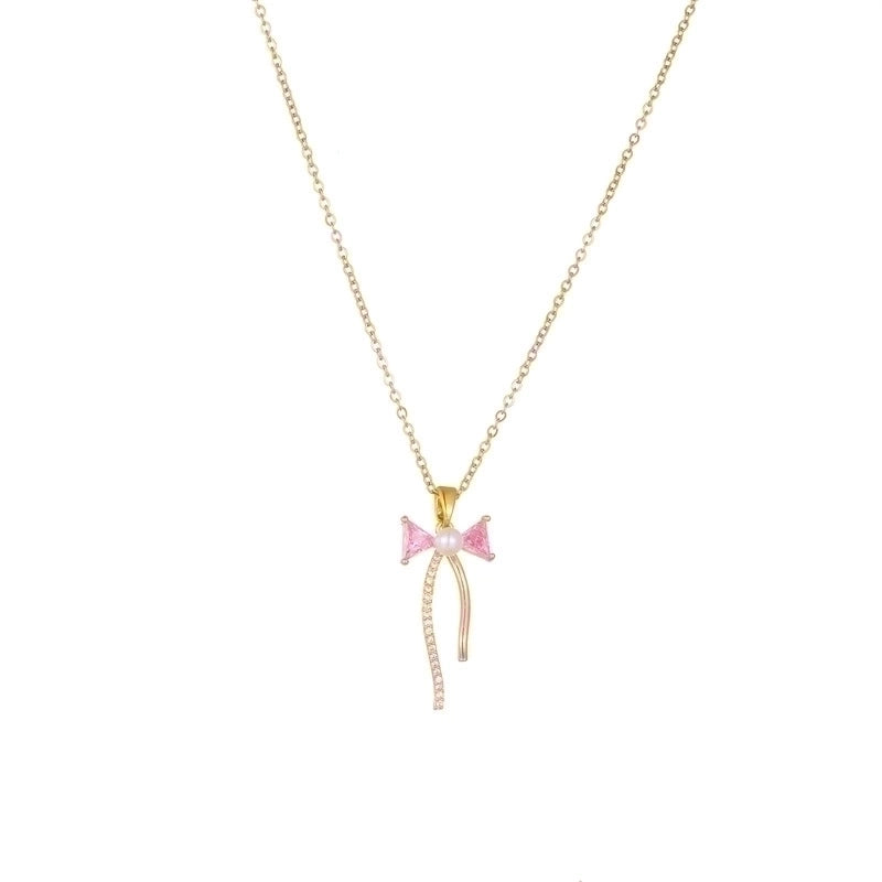 Copper Gold Plated Minimalist Classic Style Flower Plating Pendant Necklace