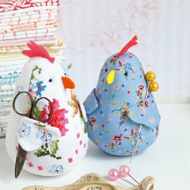 Chicken Caddy: Chicken Pincushion Softie Sewing Template & Instructions