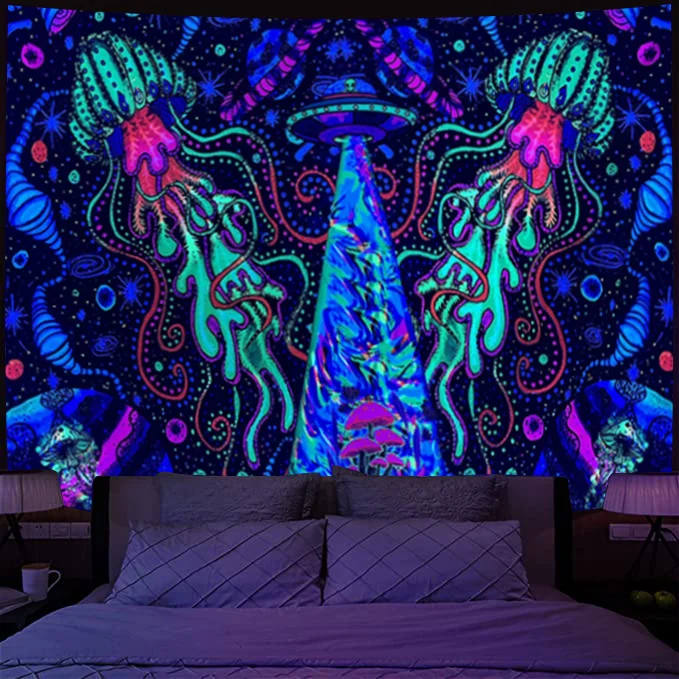 Alien - Black Light Tapestry【Limited Time Discount】