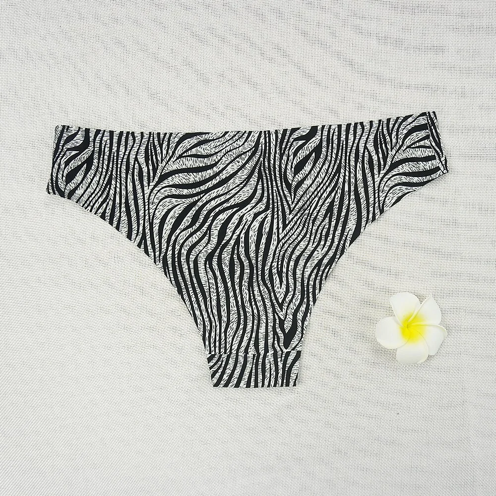 Billionm Thongs Panties Women Briefs Nylon Ultra-thin G-string Soft Lingerie Female Underwear Ice Silk Briefs Plus Size 3XL 4XL