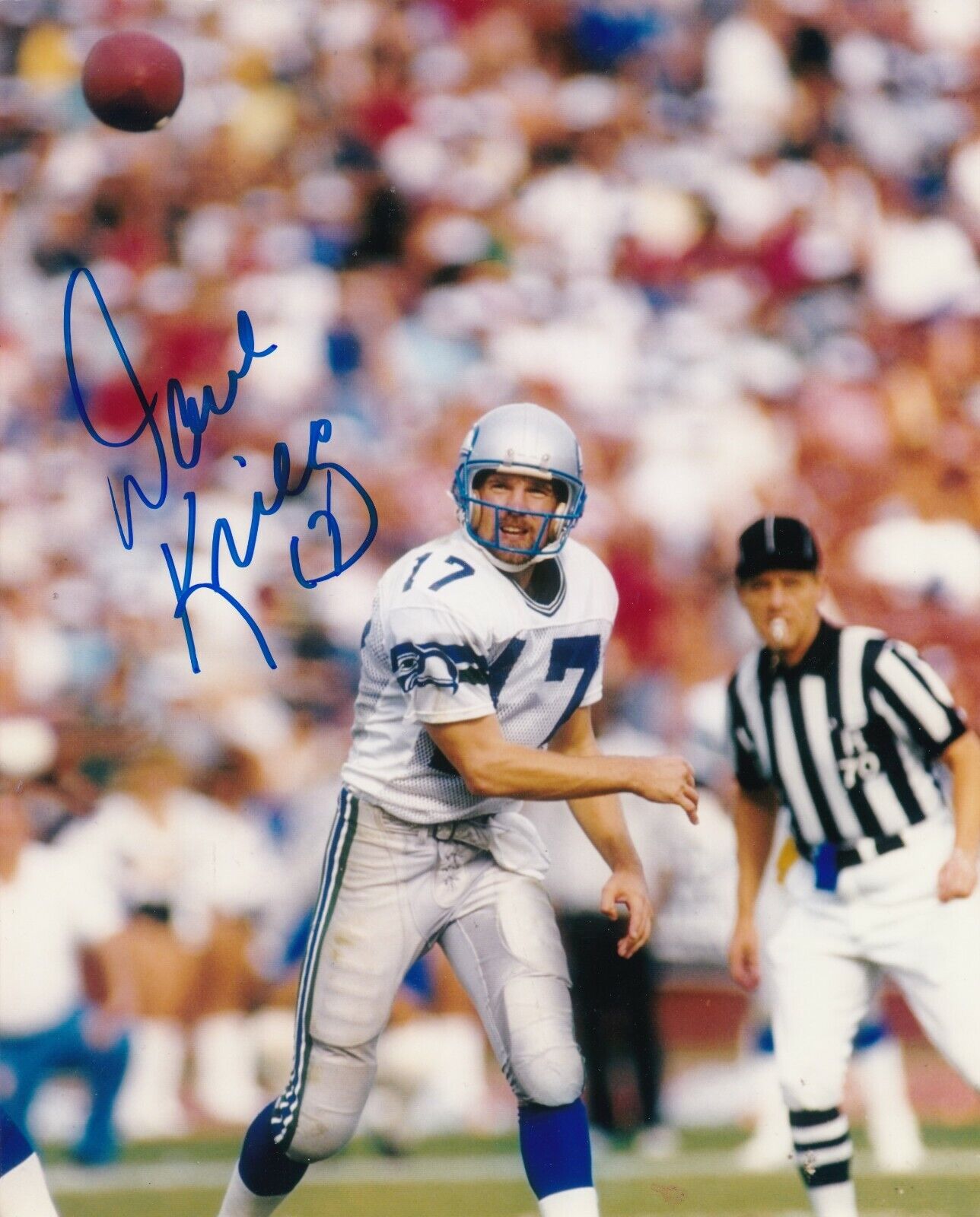 DAVE KRIEG SEATTLE SEAHAWKS ACTION SIGNED 8x10