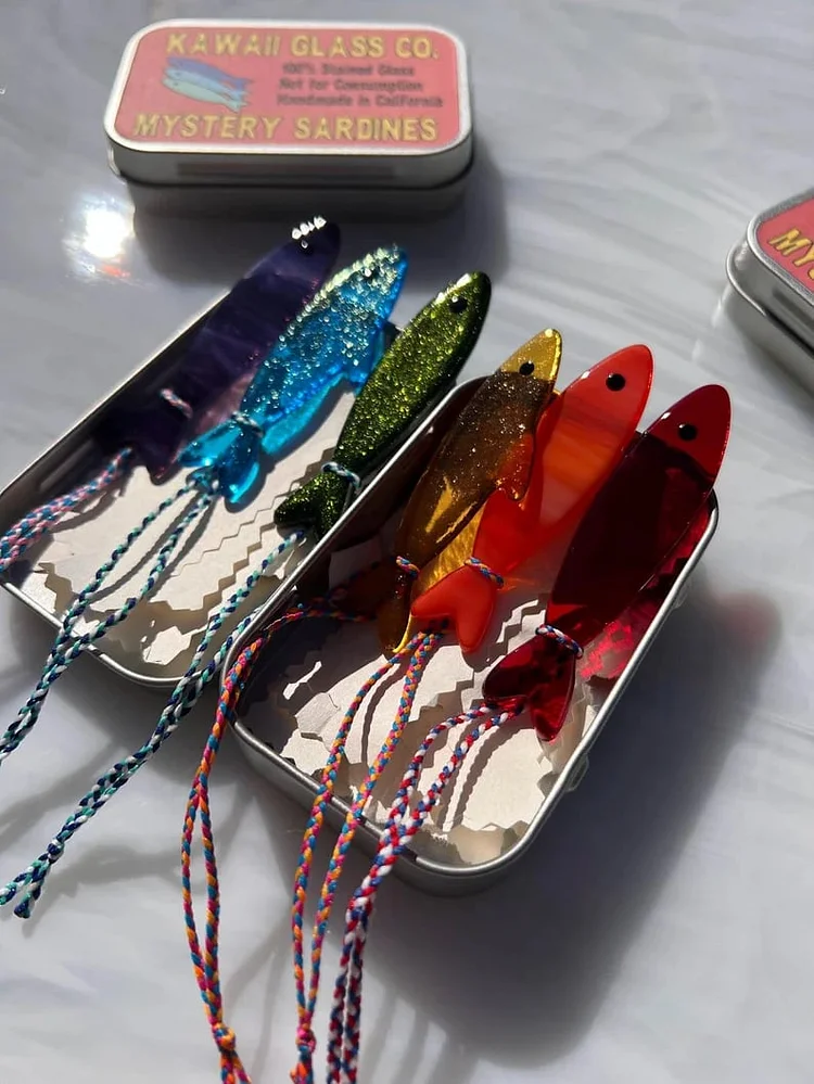 🐟️Handmade Stained Sardine Suncatcher! 