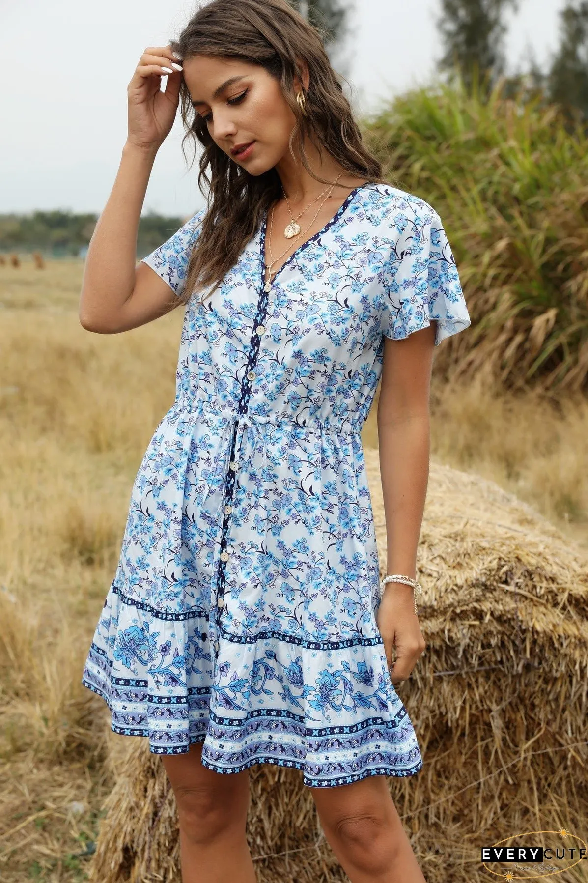 Spring and Summer New Beach Skirt V-Neck Short Sleeve Bohemian Dress