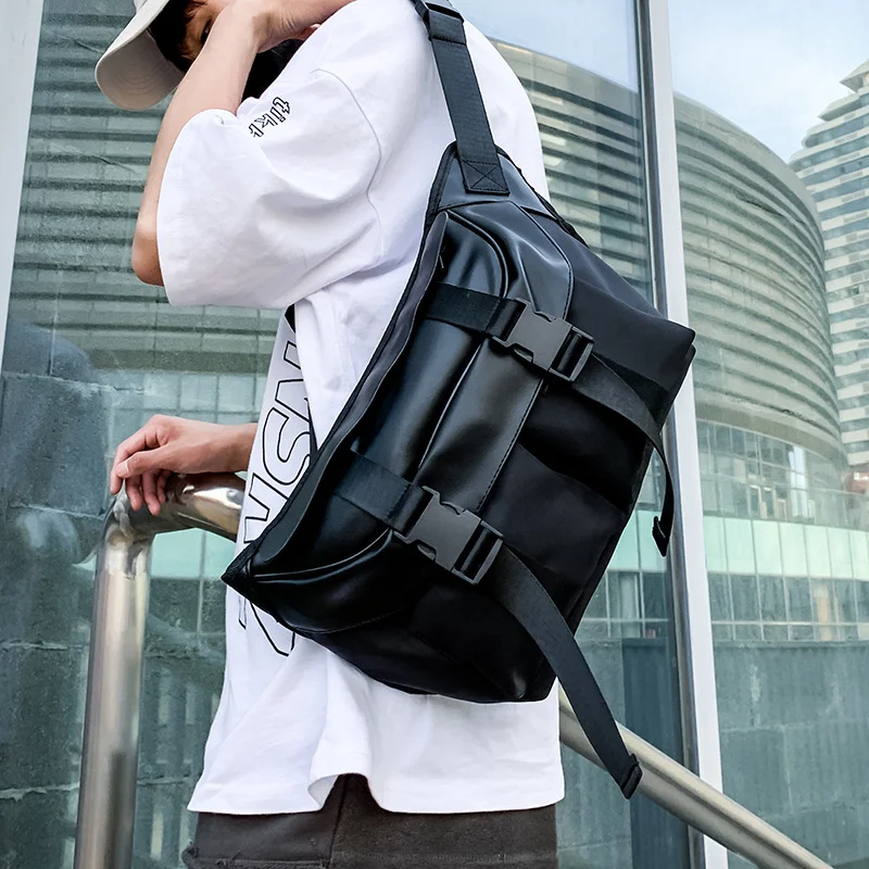 Casual fashion large capacity sports shoulder bag