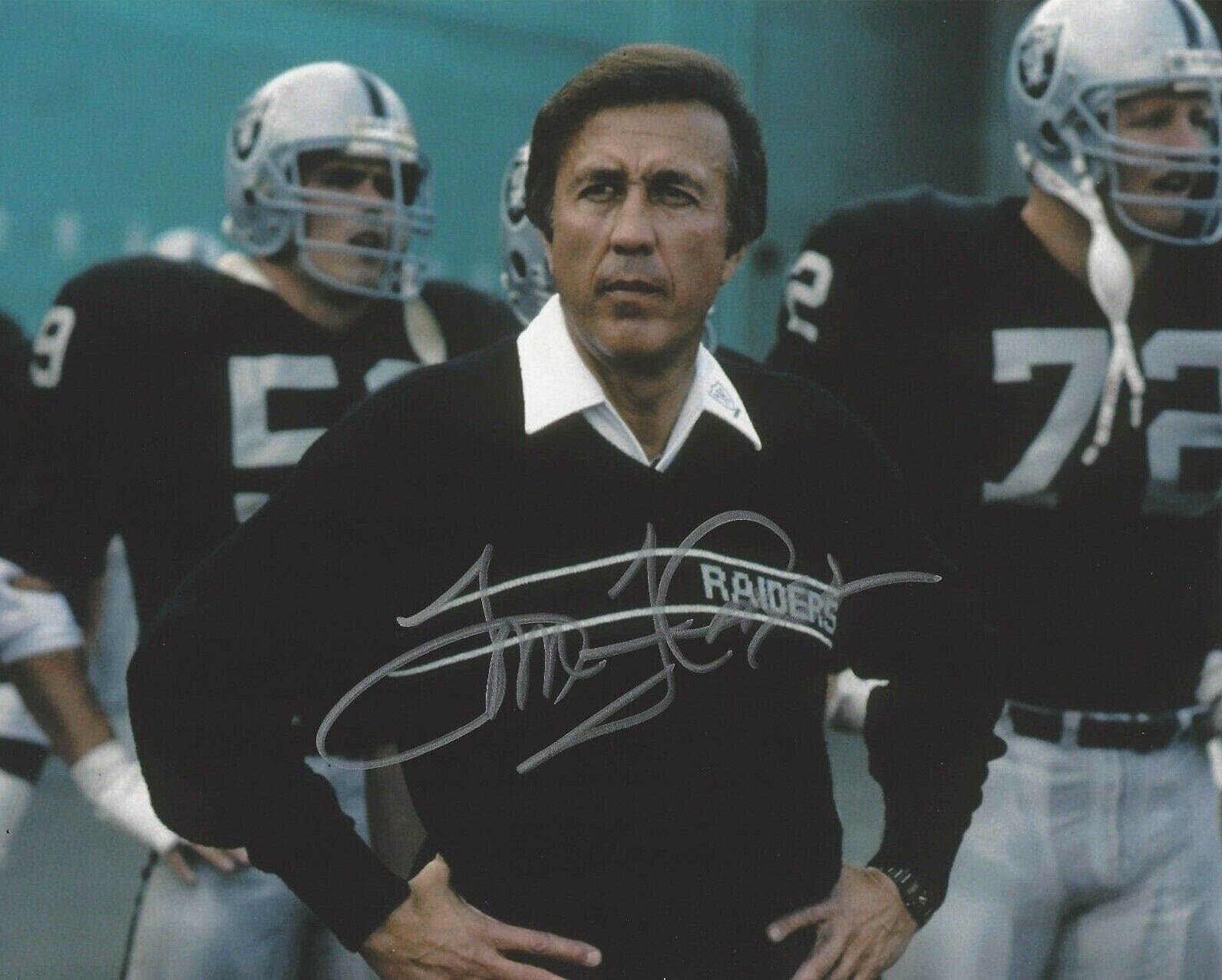 Tom Flores Autographed Signed 8x10 Photo Poster painting ( HOF Raiders ) REPRINT