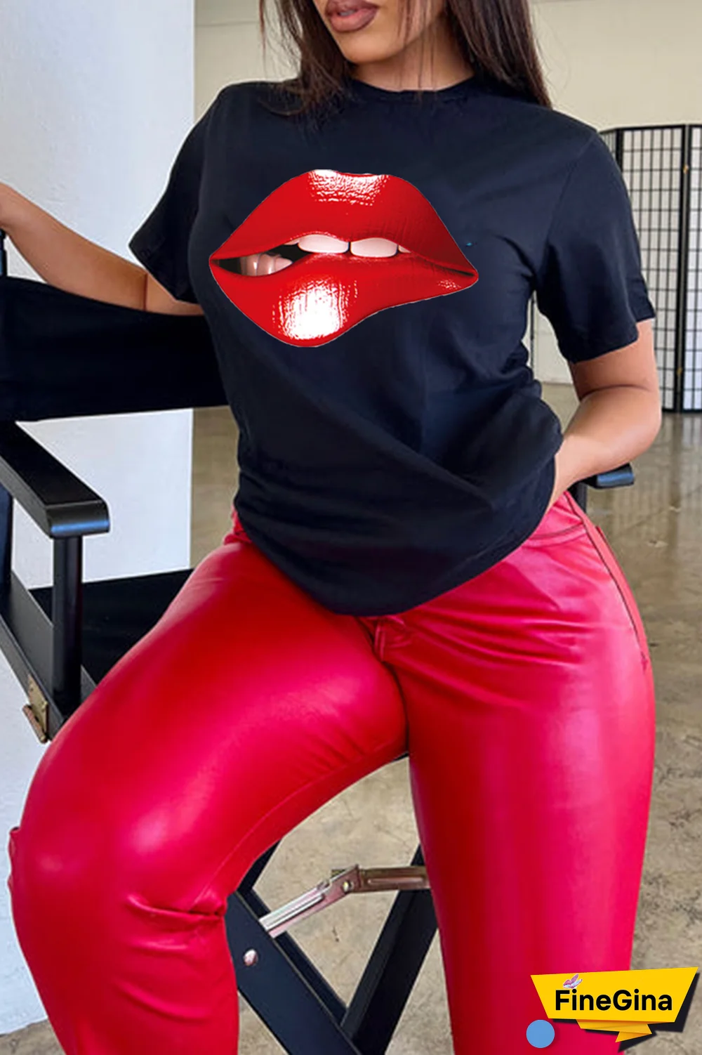 Black Street Lips Printed Patchwork O Neck T-Shirts