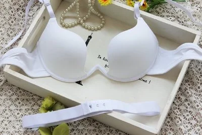 2019 Hot Sexy Cross Halter-Neck Women 1/2 cup Deep U Bra One-Piece Seamless Solid Underwear Invisible Bra brief sets