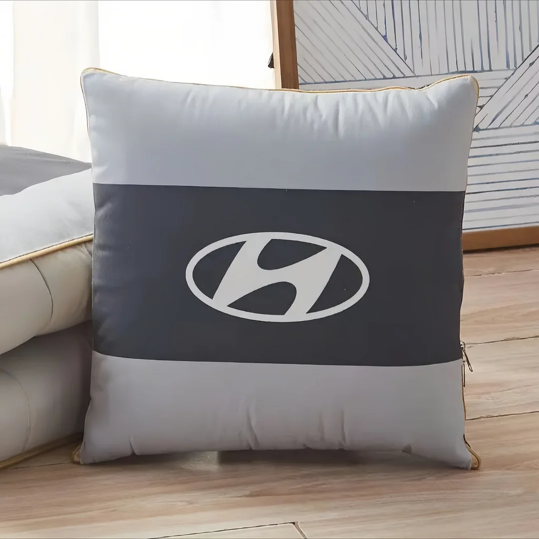 Car pillow quilt two in one