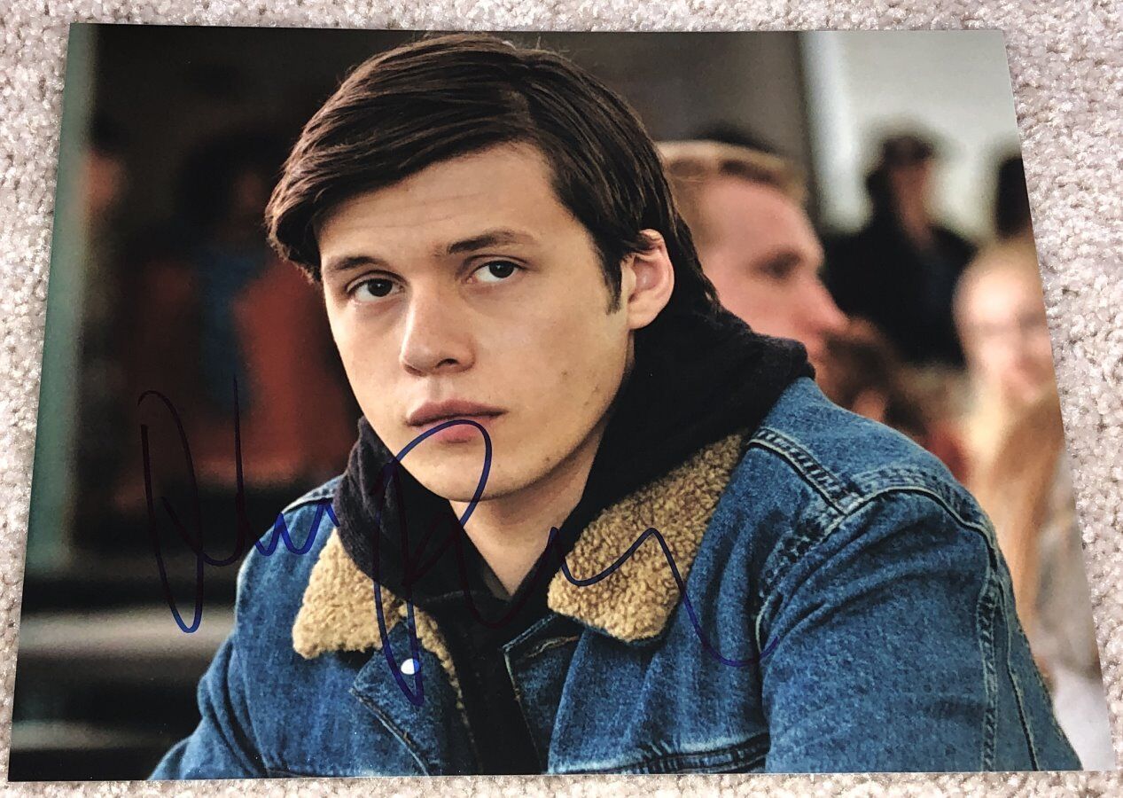 NICK ROBINSON LOVE, SIMON SIGNED AUTOGRAPH 8x10 Photo Poster painting D w/EXACT PROOF