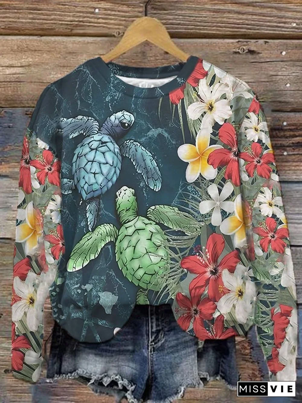 Women's Maui Turtle Hibiscus Print Sweatshirt