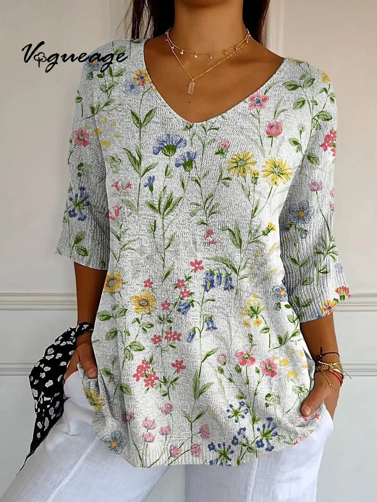 Gentle Simple And Vivid Flowers Printed Knitted Sweater