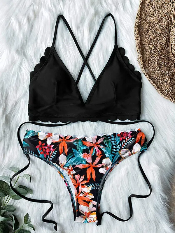 Lace-Up Deep V-Neck Bralette Floral Hipster Stylish Bikini Swimwear