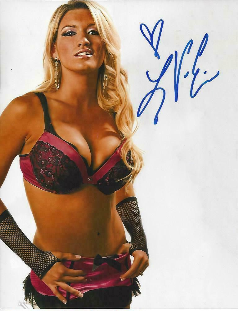 Lacey Von Erich ( WWF WWE ) Autographed Signed 8x10 Photo Poster painting REPRINT